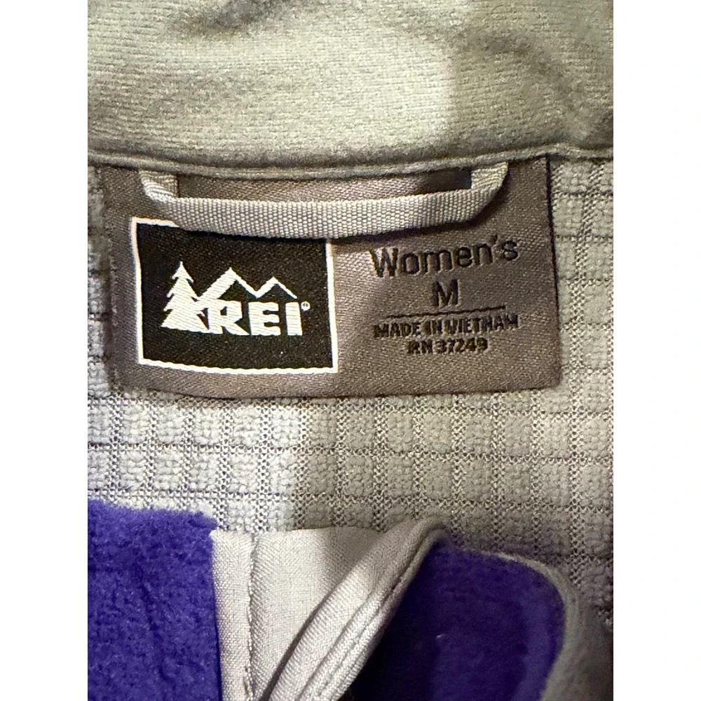 REI Fleece Vest Womens Medium Purple Full Zip Pockets Outdoor Hiking Outdoors